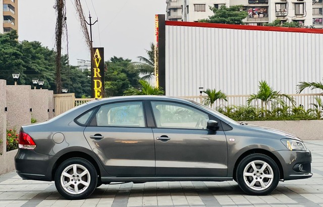 Second-hand 2013 Volkswagen Vento Petrol Breeze for sale in Surat-1