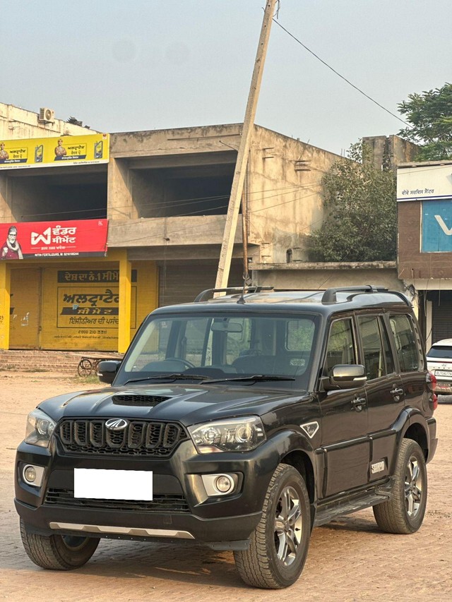 Second-hand 2019 Mahindra Scorpio S9 BSIV for sale in Zirakpur-3