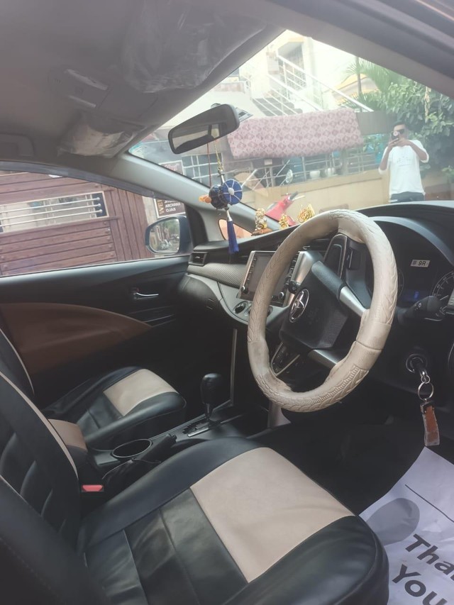 Second-hand 2021 Toyota Innova Crysta 2.4 GX 8 STR AT for sale in Nagpur-1