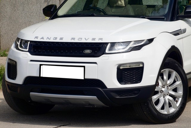 Second-hand 2018 Land Rover Range Rover Evoque 2.0 TD4 HSE for sale in New Delhi-7