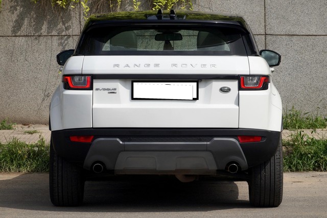 Second-hand 2018 Land Rover Range Rover Evoque 2.0 TD4 HSE for sale in New Delhi-1