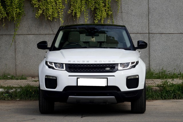 Second-hand 2018 Land Rover Range Rover Evoque 2.0 TD4 HSE for sale in New Delhi-3