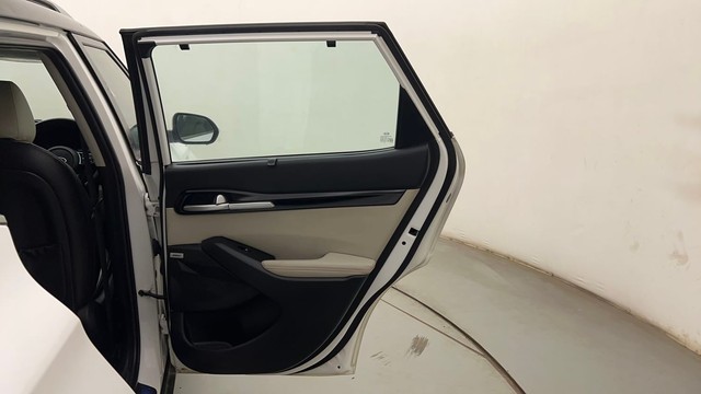 Second-hand 2020 Kia Seltos GTX Plus S Turbo DCT for sale in Thane-32