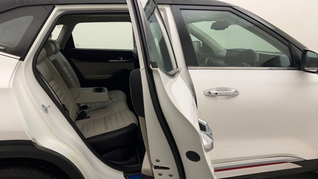 Second-hand 2020 Kia Seltos GTX Plus S Turbo DCT for sale in Thane-23