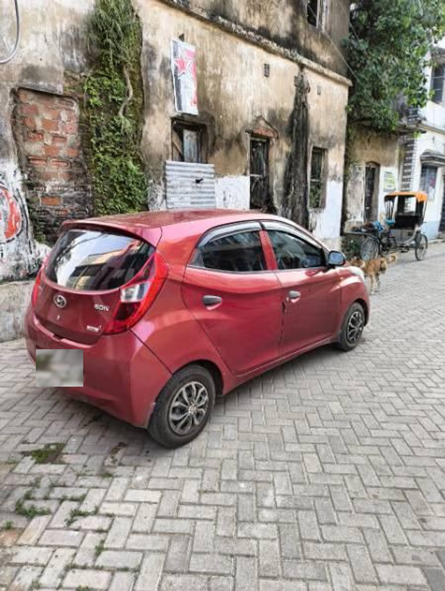 Second-hand 2013 Hyundai EON Era Plus for sale in Kolkata-1