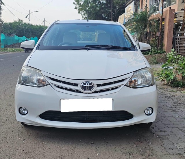 Second-hand 2014 Toyota Etios Liva GD for sale in Nagpur-3
