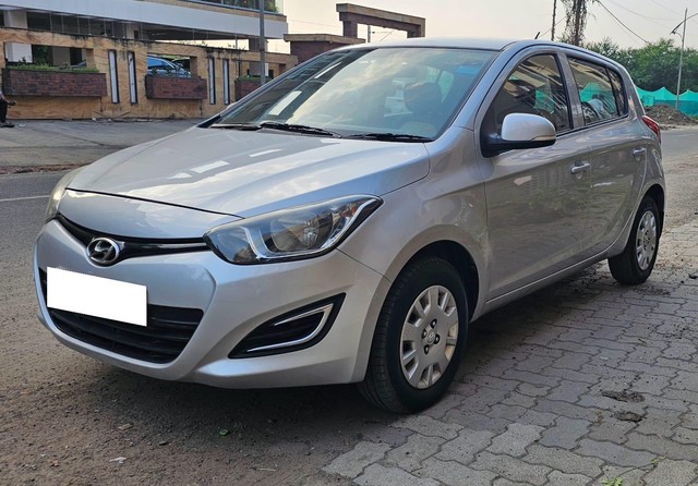 Second-hand 2013 Hyundai i20 Magna Optional 1.2 for sale in Nagpur-2