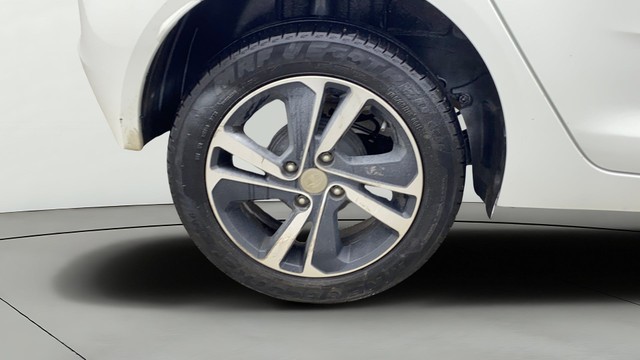 Second-hand 2023 Tata Altroz XZ Plus Diesel for sale in Coimbatore-25