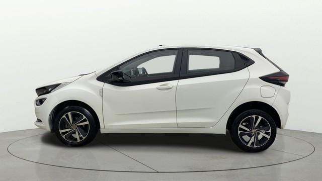 Second-hand 2023 Tata Altroz XZ Plus Diesel for sale in Coimbatore-5