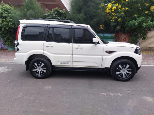 Second-hand 2019 Mahindra Scorpio S6 Plus 7 Seater for sale in Jabalpur-1