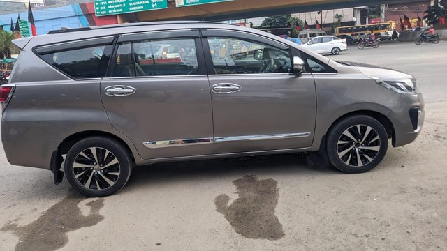 Second-hand 2022 Toyota Innova Crysta 2.4 GX 7 STR AT for sale in Vellore-4