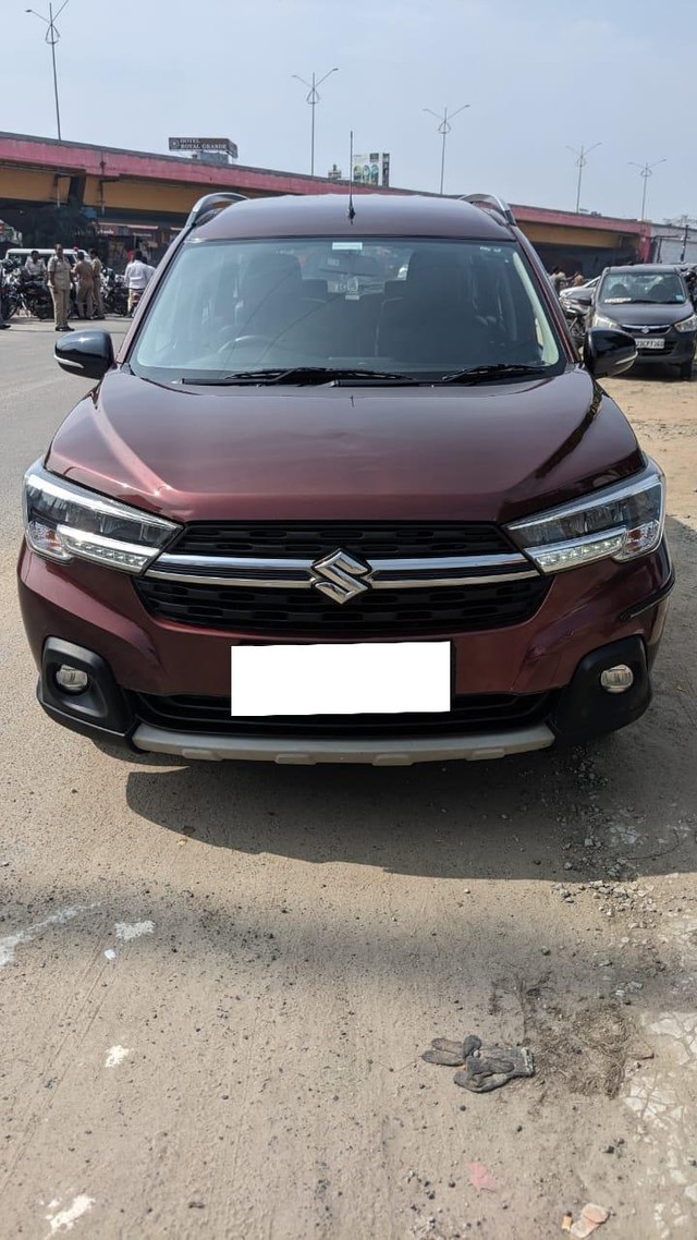 Second-hand 2020 Maruti XL6 Alpha AT for sale in Vellore-3