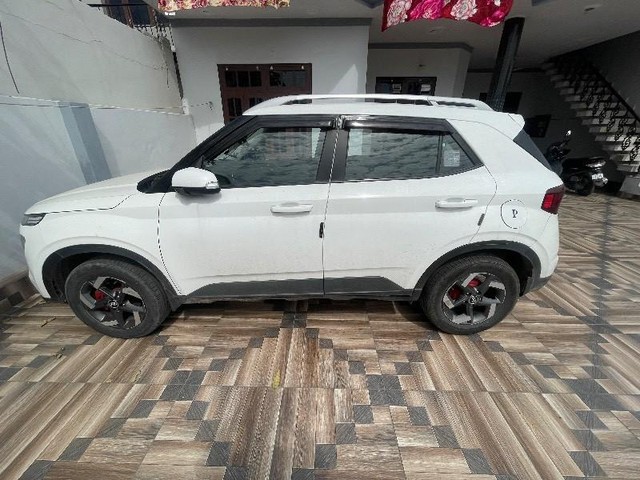 Second-hand 2020 Hyundai Venue SX Turbo iMT for sale in Hoshiarpur-3