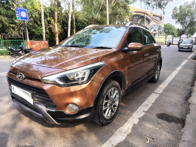 Second-hand 2016 Hyundai i20 Active 1.2 SX for sale in New Delhi-7