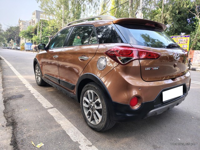 Second-hand 2016 Hyundai i20 Active 1.2 SX for sale in New Delhi-2