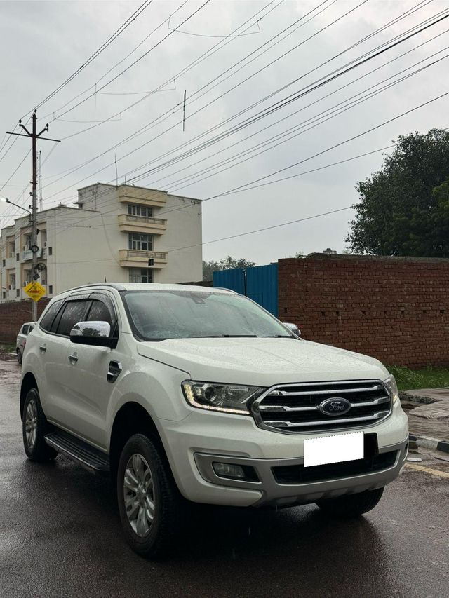 Ford Endeavour Titanium Plus 4X2 Second-hand 2020 Ford Endeavour Titanium Plus 4X2 for sale in Lucknow