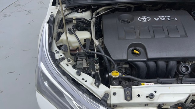 Second-hand 2018 Toyota Corolla Altis Petrol LE for sale in Noida-37