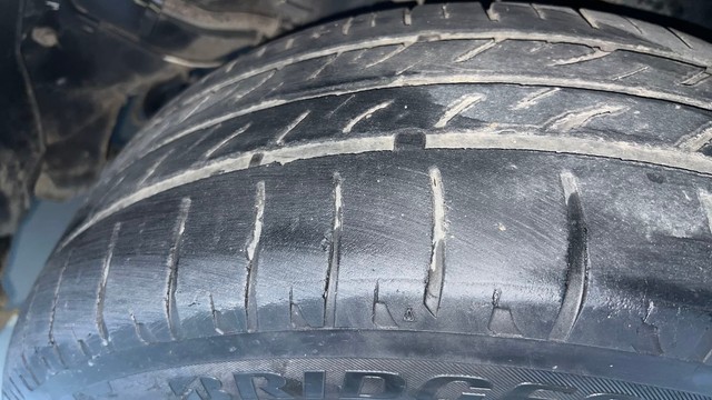 Second-hand 2018 Toyota Corolla Altis Petrol LE for sale in Noida-38