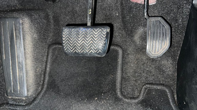 Second-hand 2018 Toyota Corolla Altis Petrol LE for sale in Noida-14