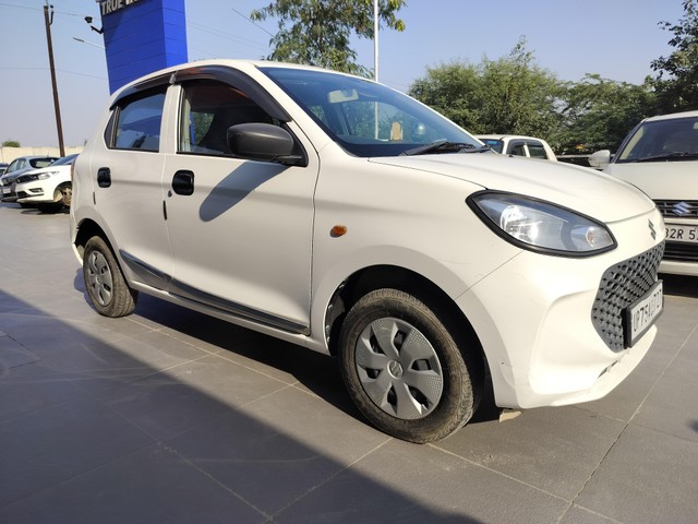Second-hand 2023 Maruti Alto K10 VXI Plus for sale in Etawah-3