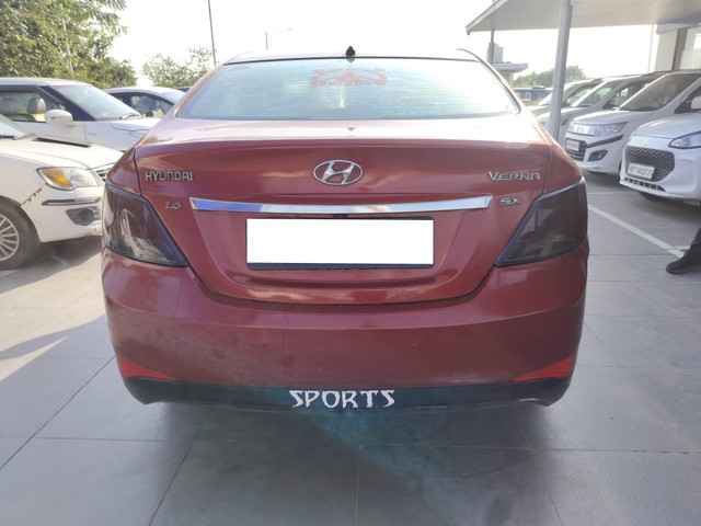 Second-hand 2015 Hyundai Verna 1.4 CRDi for sale in Etawah-1