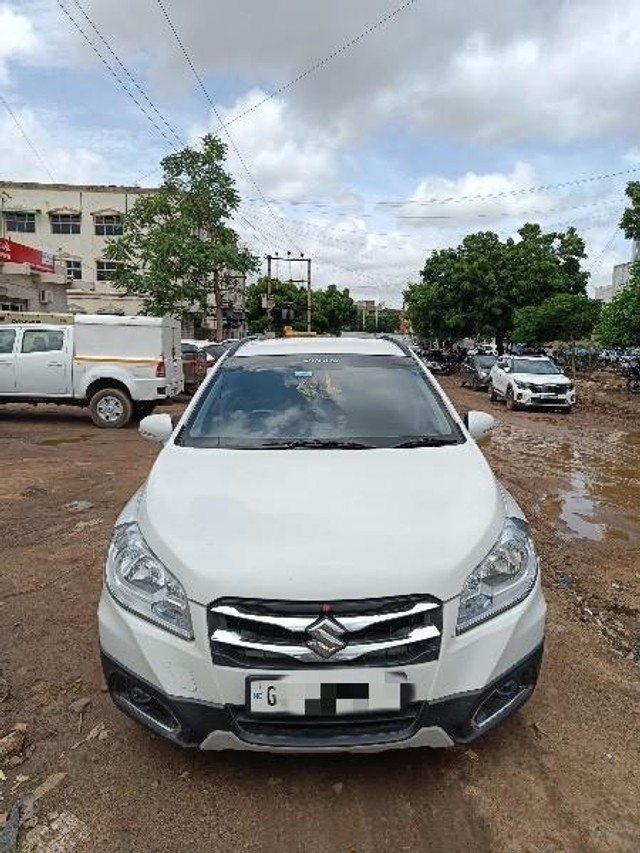 Second-hand 2017 Maruti S Cross DDiS 200 Zeta for sale in Gandhidham