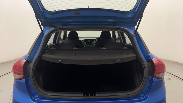 Second-hand 2018 Hyundai i20 1.2 Asta for sale in Mumbai-9