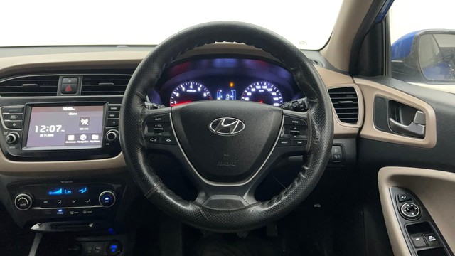 Second-hand 2018 Hyundai i20 1.2 Asta for sale in Mumbai-24