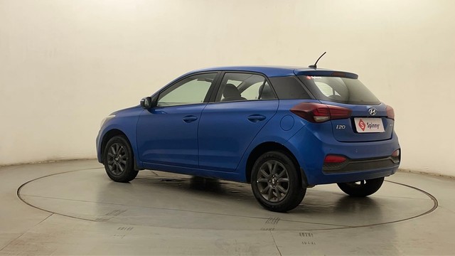 Second-hand 2018 Hyundai i20 1.2 Asta for sale in Mumbai-5