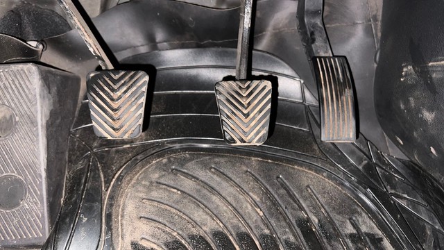 Second-hand 2018 Hyundai i20 1.2 Asta for sale in Mumbai-14