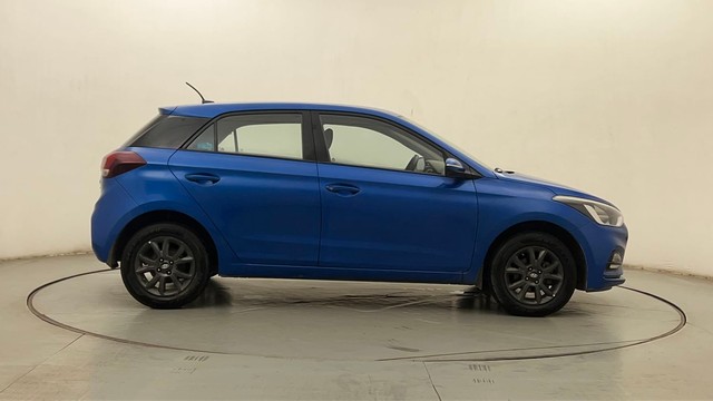 Second-hand 2018 Hyundai i20 1.2 Asta for sale in Mumbai-2