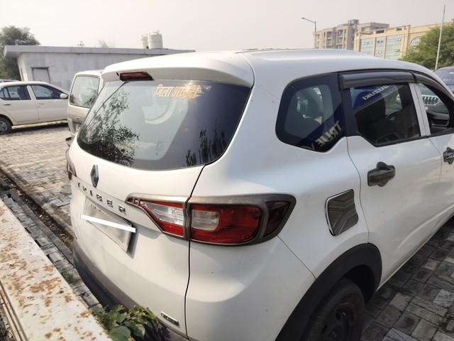 Second-hand 2021 Renault Triber RXE BSVI for sale in Etawah-3