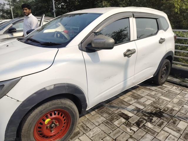 Second-hand 2021 Renault Triber RXE BSVI for sale in Etawah-2