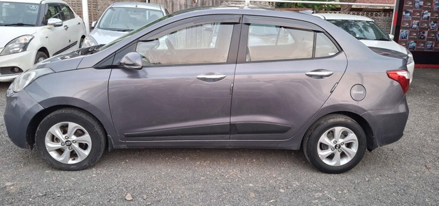 Second-hand 2018 Hyundai Xcent 1.2 CRDi SX for sale in Khamgaon-3