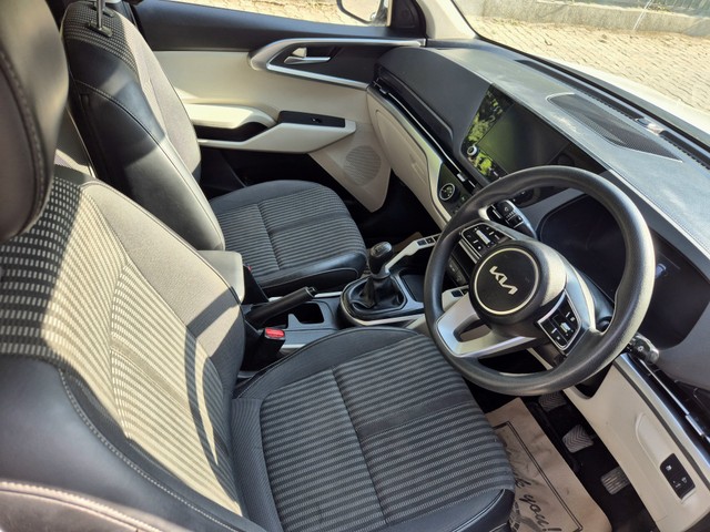 Kia Carens Prestige BSVI Second-hand 2022 Kia Carens Prestige BSVI for sale in Gurgaon-8