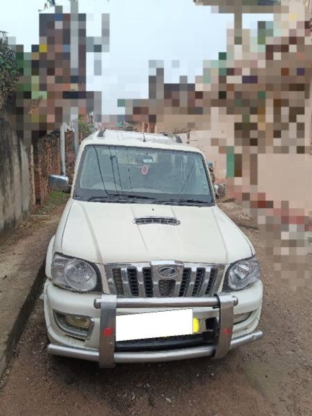 Second-hand 2012 Mahindra Scorpio SLE 7S BSIV for sale in Bhind-5