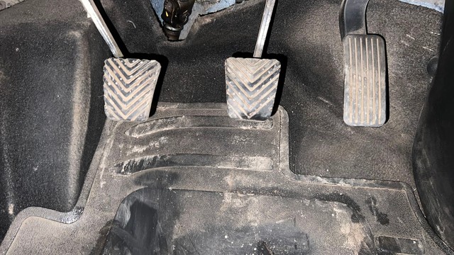 Second-hand 2022 Hyundai Creta SX Diesel for sale in Kolkata-14