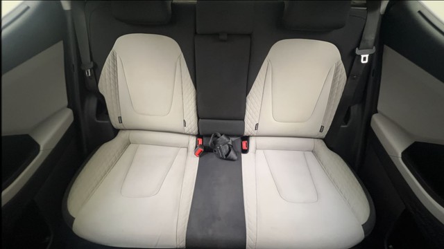 Second-hand 2022 Hyundai Creta SX Diesel for sale in Kolkata-26