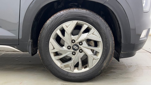 Second-hand 2022 Hyundai Creta SX Diesel for sale in Kolkata-17