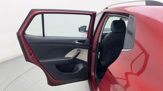 Second-hand 2021 Volkswagen Taigun 1.0 Topline AT for sale in Noida-23