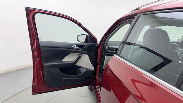 Second-hand 2021 Volkswagen Taigun 1.0 Topline AT for sale in Noida-39