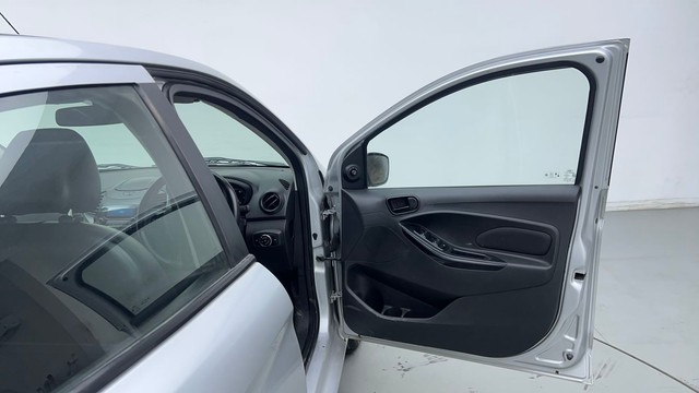 Second-hand 2020 Ford Figo Titanium AT 2019-2020 for sale in Sonipat-16