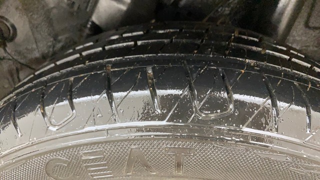 Second-hand 2020 Hyundai Venue SX Opt Diesel for sale in Hyderabad-32