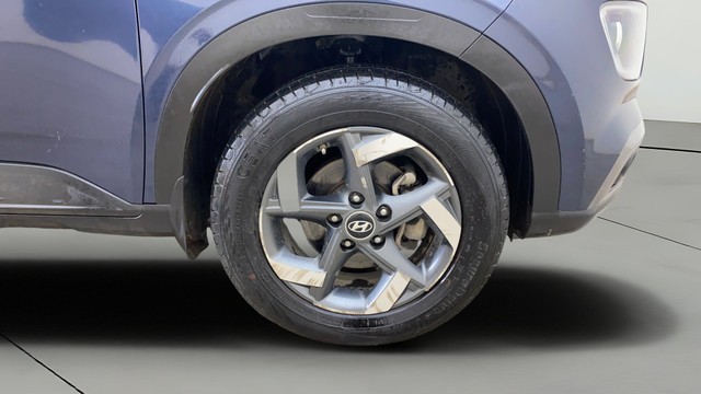 Second-hand 2020 Hyundai Venue SX Opt Diesel for sale in Hyderabad-24