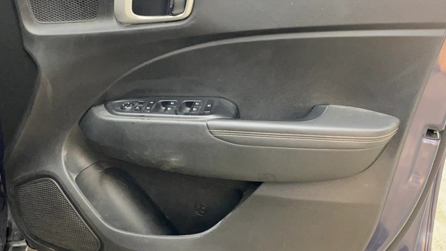 Second-hand 2020 Hyundai Venue SX Opt Diesel for sale in Hyderabad-17