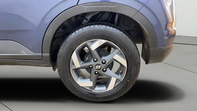 Second-hand 2020 Hyundai Venue SX Opt Diesel for sale in Hyderabad-27