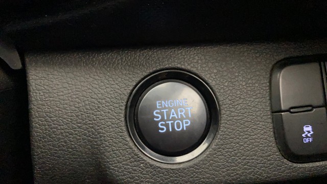 Second-hand 2020 Hyundai Venue SX Opt Diesel for sale in Hyderabad-23