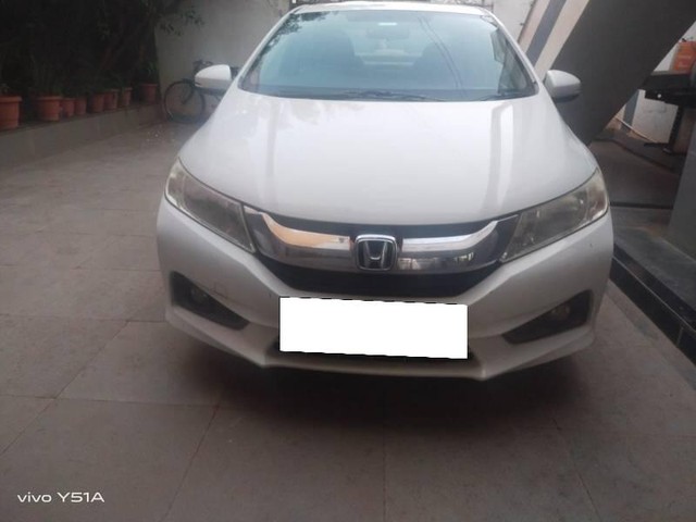 Second-hand 2016 Honda City i VTEC VX for sale in Bidar-4