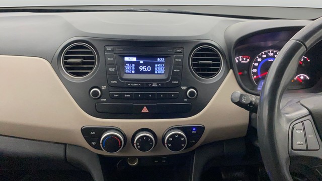 Second-hand 2016 Hyundai Grand i10 Asta Option AT for sale in Pune-22