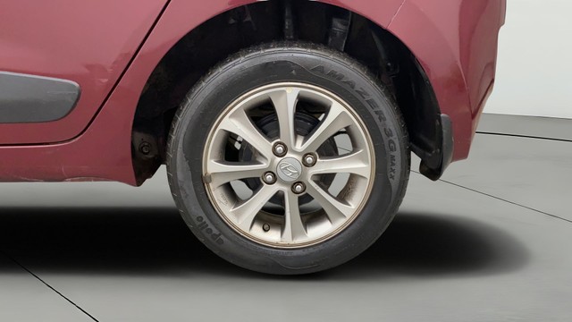 Second-hand 2016 Hyundai Grand i10 Asta Option AT for sale in Pune-27